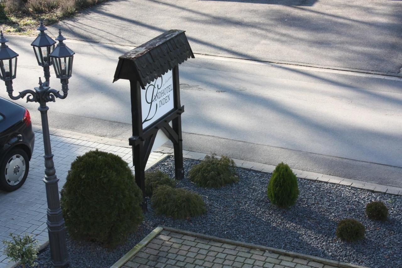 Landhotel Linden Am Venekotensee ニーダークリュヒテン エクステリア 写真