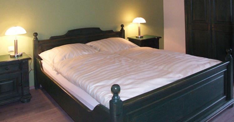 Landhotel Linden Am Venekotensee ニーダークリュヒテン エクステリア 写真
